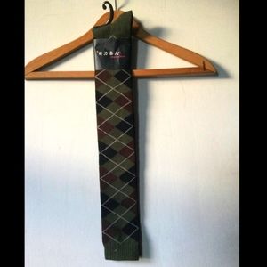 New with tags green argyle patterned knee highs
